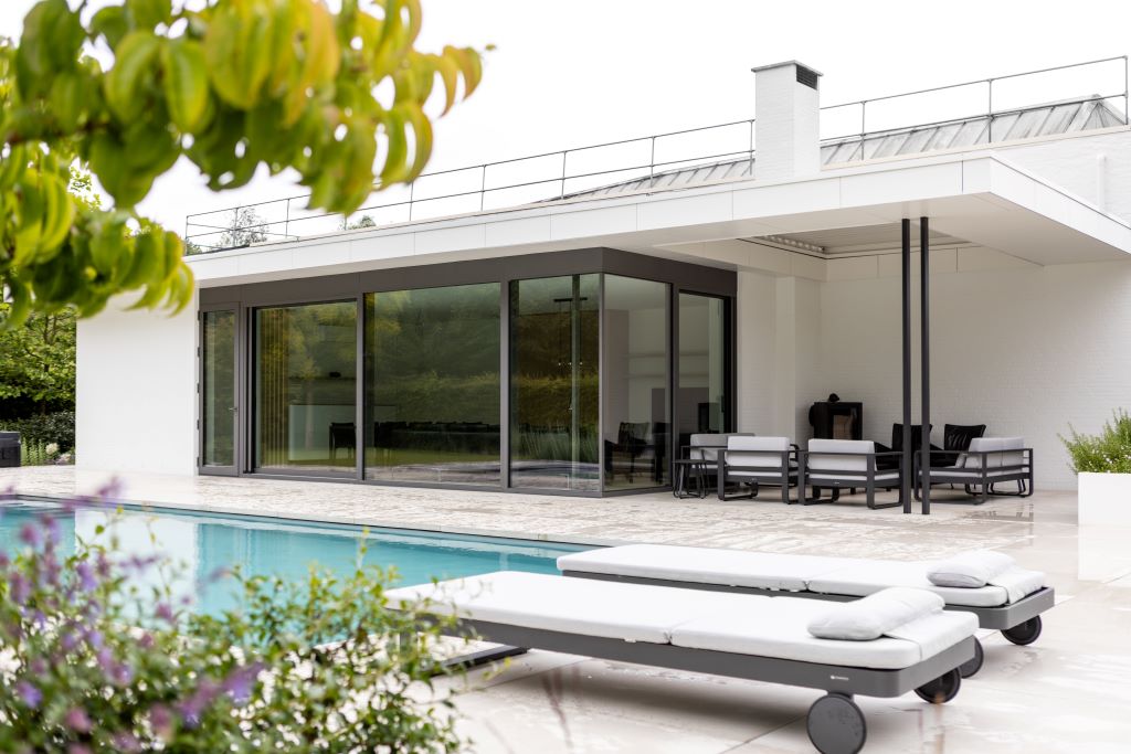 Een poolhouse inrichting
